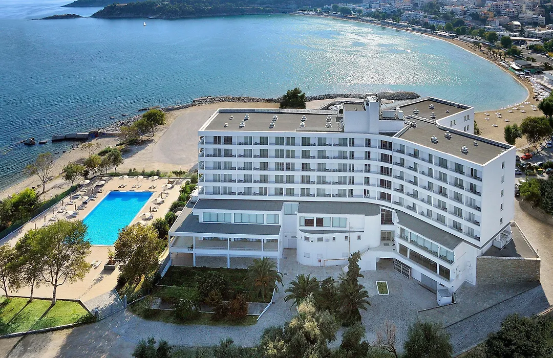 Lucy Hotel-1