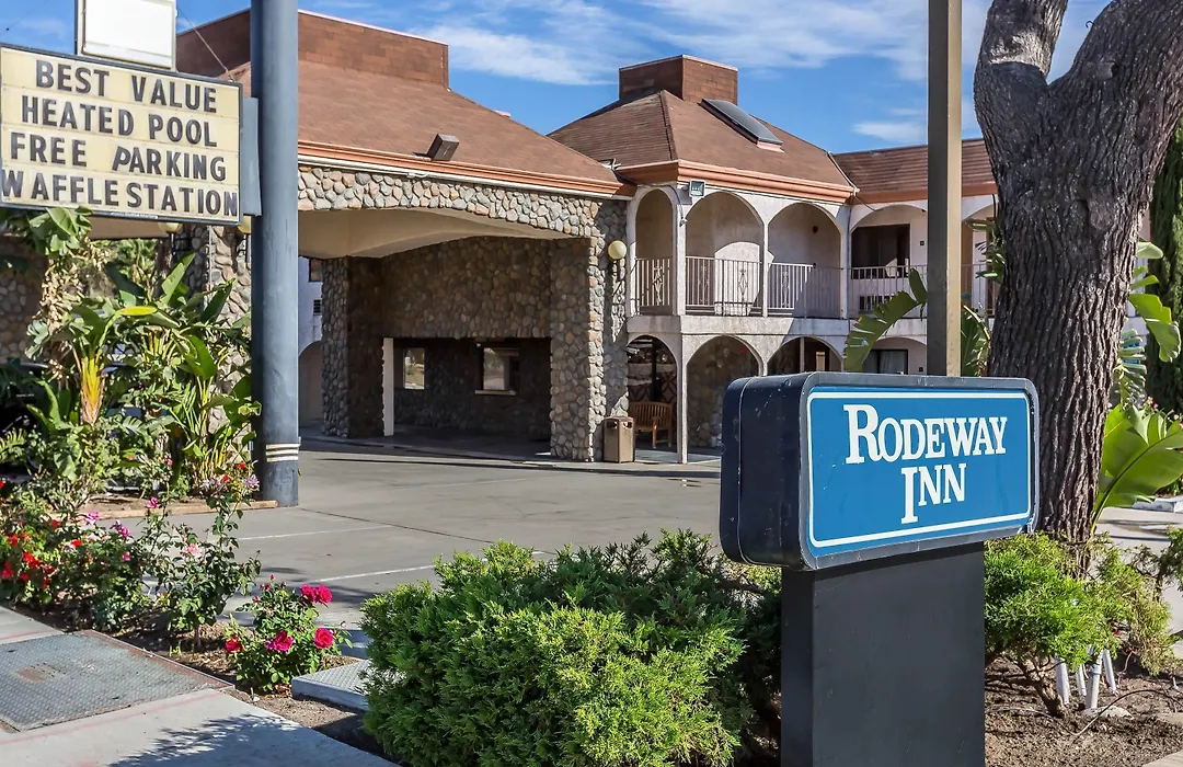 Rodeway Inn Magic Mountain Area-1