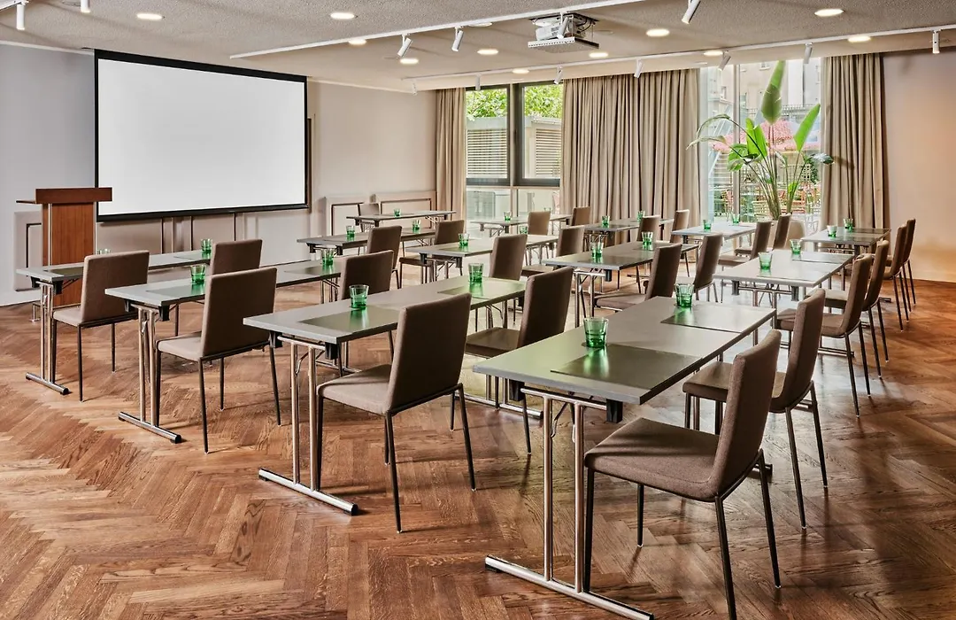 Crowne Plaza Vienna By Ihg-1