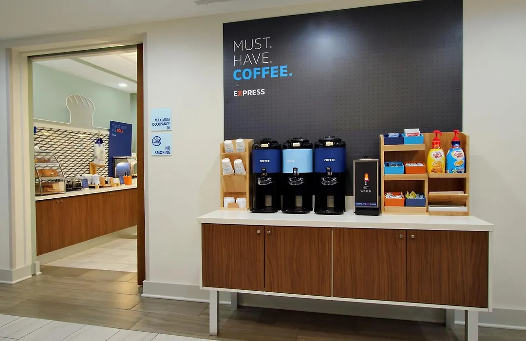 Holiday Inn Express & Suites - Belleville By Ihg-1