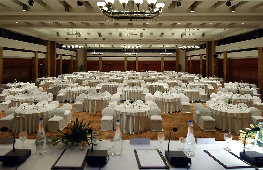 Jaypee Palace Hotel-1
