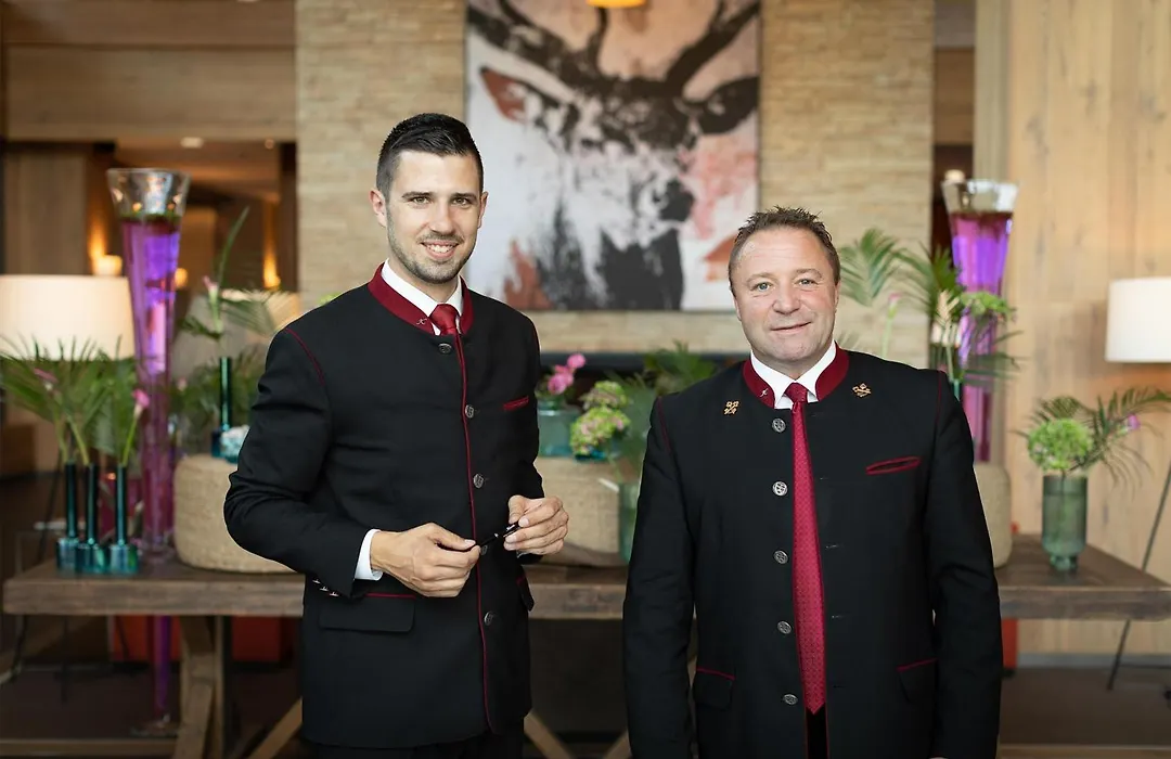 Kempinski Hotel Das Tirol-1