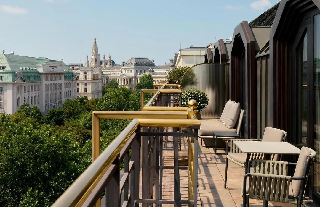 Hilton Vienna Plaza-1