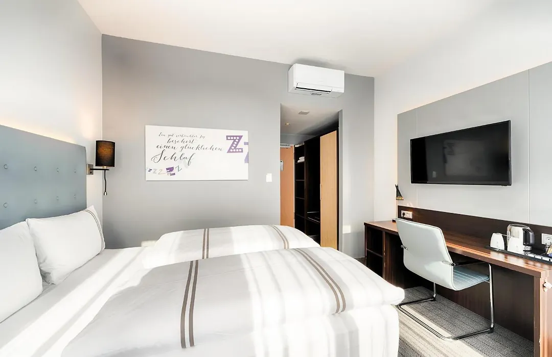 AZIMUT Hotel Munich-1
