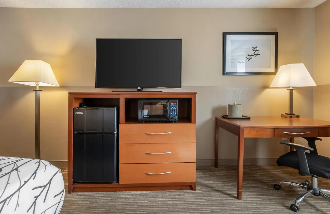 Best Western La Plata Inn-1