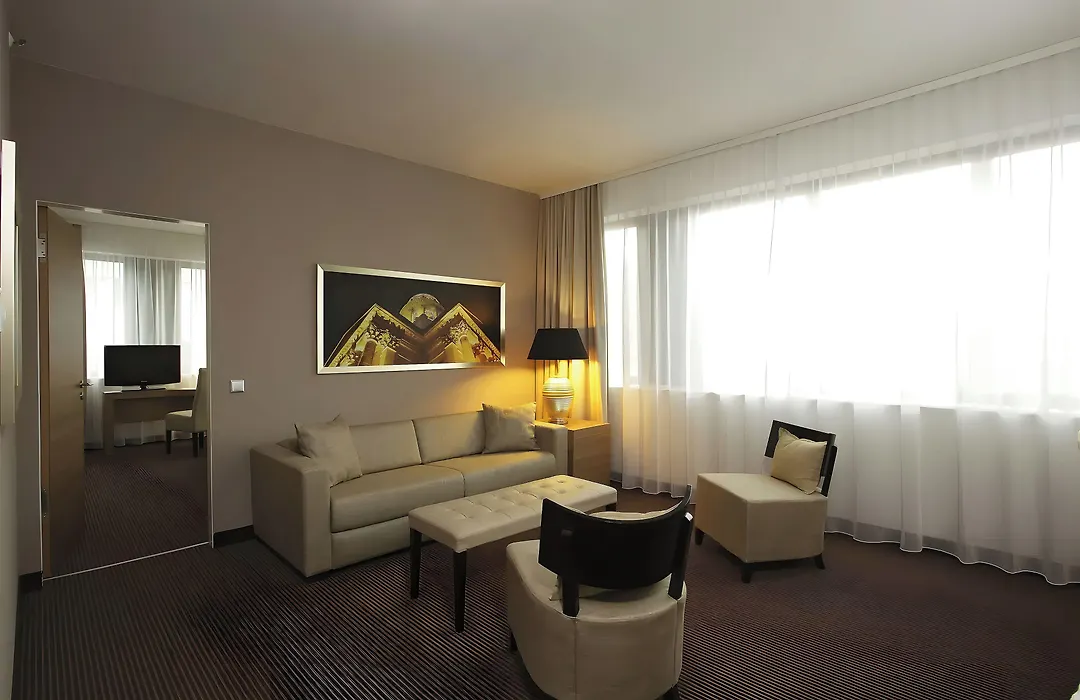 Hotel Berlin Alexanderplatz By Leonardo Hotels-1