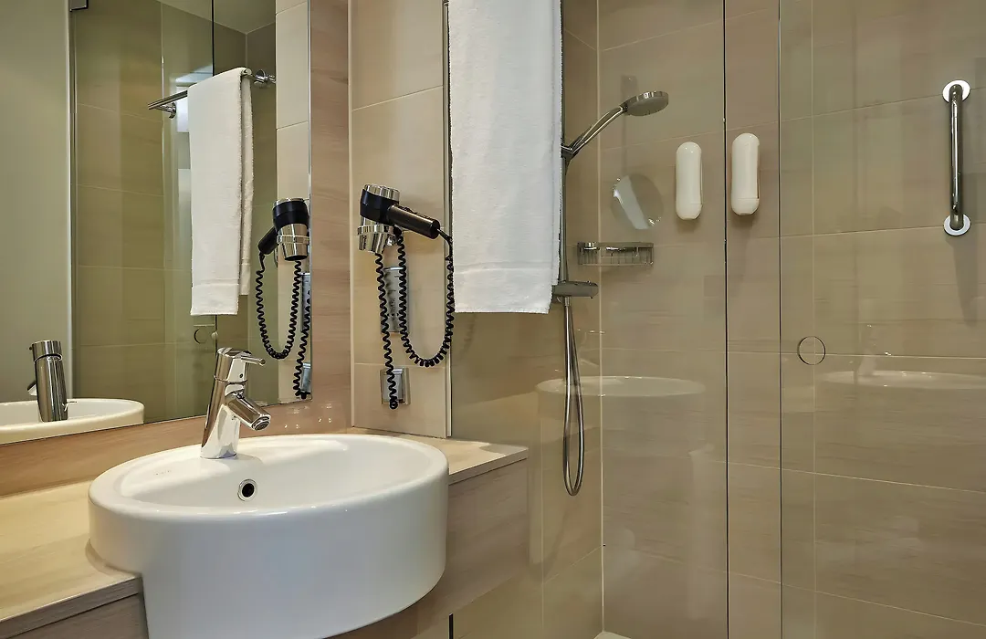 Leonardo Smart Hotel Berlin Alexanderplatz-1