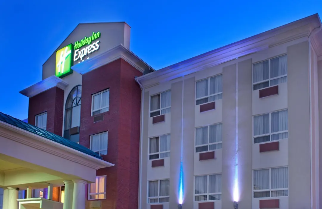 Holiday Inn Express Hotel & Suites Edson By Ihg-1