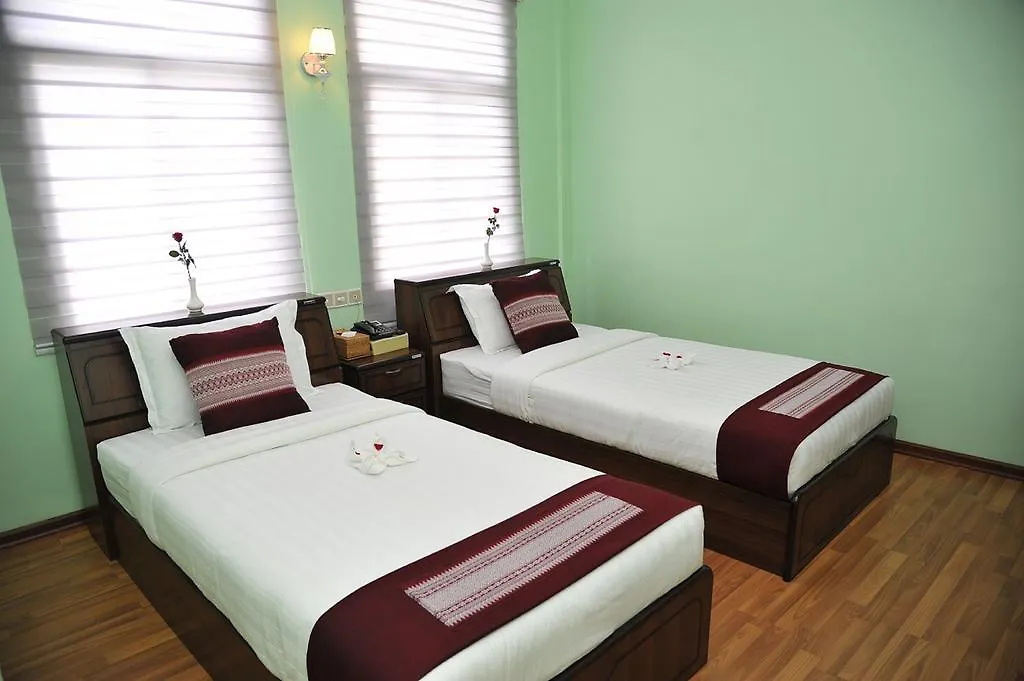 Night Sweet Hotel-1