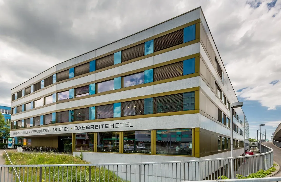 Dasbreitehotel am Rhein-1