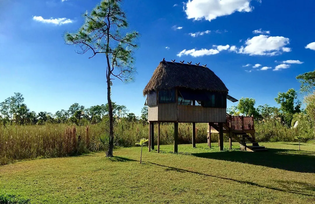 Everglades Chickee Cottage & Bungalow - Ochopee-1