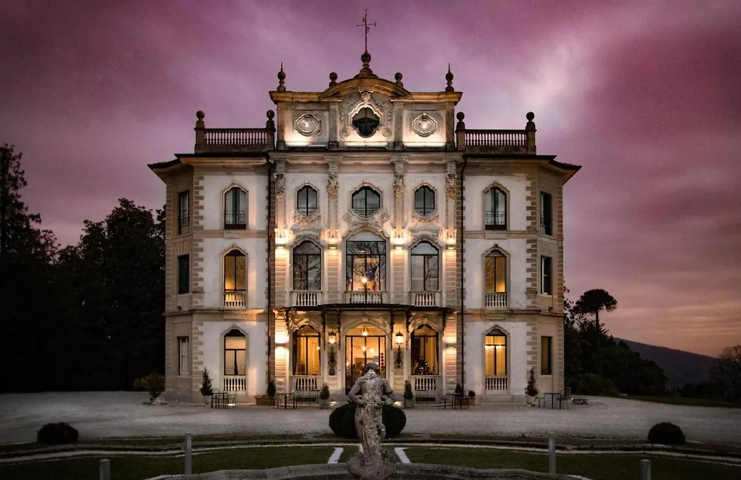 Hotel Villa Borghi-1