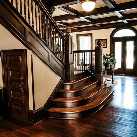 Heritage House Bed & Breakfast - Boutique Adults-Only Inn-2
