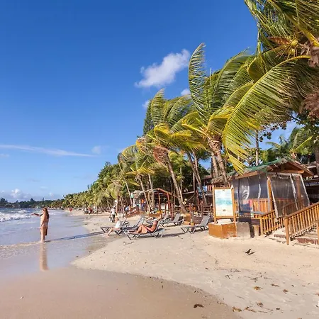 Bananarama Dive & Beach Resort-2