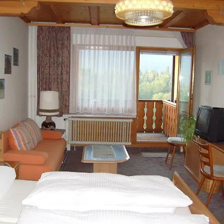 Schwarzwald-Gasthof Hirsch-3