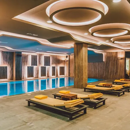 Emerald Hotel-3