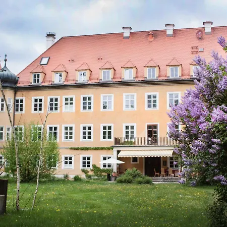 Naturschlosshotel Blumenthal-3