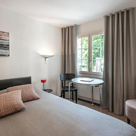 Hotel Hofgarten Luzern-3