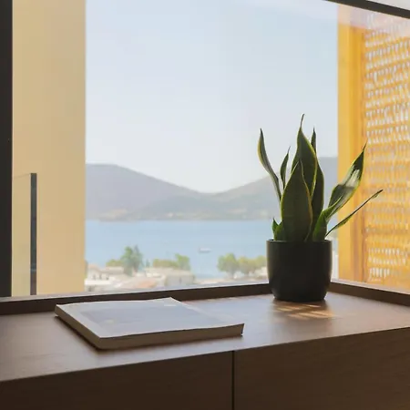 Elivia Boutique Suites-3