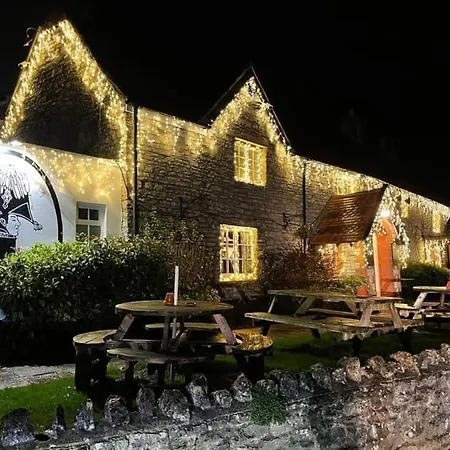 The Prince Of Waterloo - Boutique Guest Rooms-3
