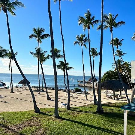 Breezy Palms Resort-3