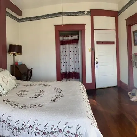 Historic Hotel Greybull-2