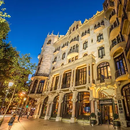 Hotel Casa Fuster G.L Monumento-3