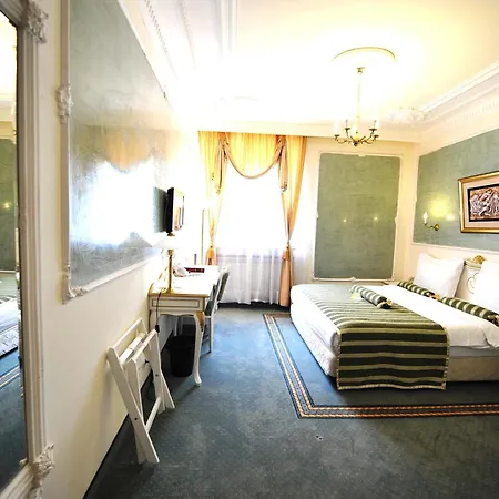 Queen'S Astoria Design Hotel-3