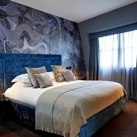 Malmaison Reading-2
