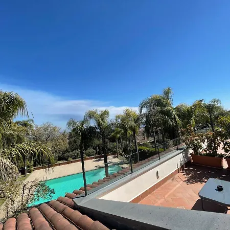Boutique Villa Etna D'A'Mare-3