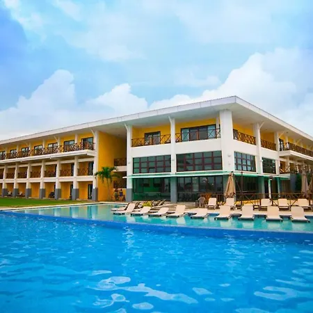 Playa Tortuga Hotel And Beach Resort-2