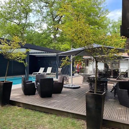 Enzo Hotels Diane - Logis Amneville-2
