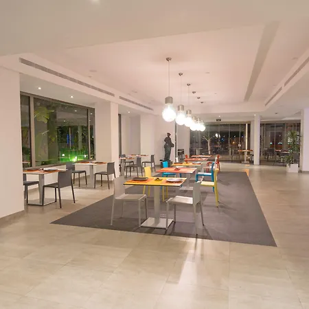 Thb Ocean Beach - Adults Only-2
