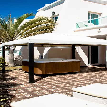Flamingo Suites Boutique Hotel-3