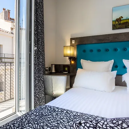 Hôtel Carré Vieux Port-3