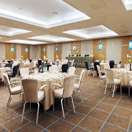 Hilton London Canary Wharf-2