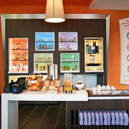 Novotel Suites Lille Europe-3