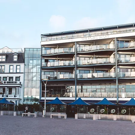 The Royal Yacht-2