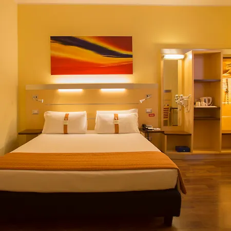 Holiday Inn Express Milan-Malpensa Airport By Ihg-2