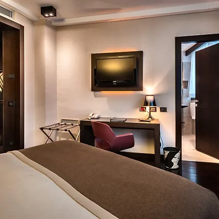 Crowne Plaza Milan City By Ihg-3