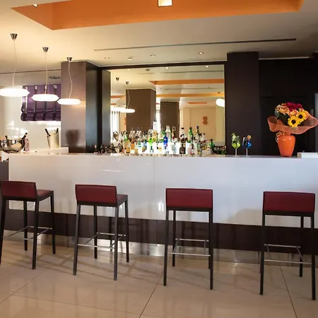 Gh Avalon Sikani-2