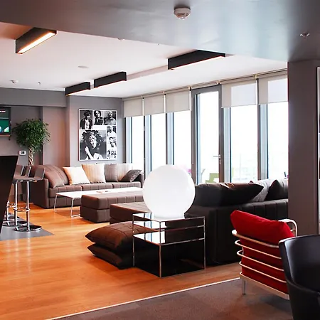 Point Hotel Barbaros-2
