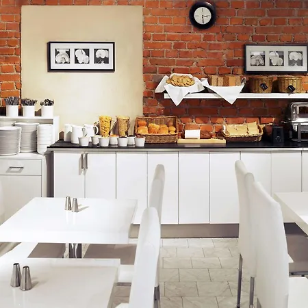 Ibis Styles Stockholm Odenplan-3