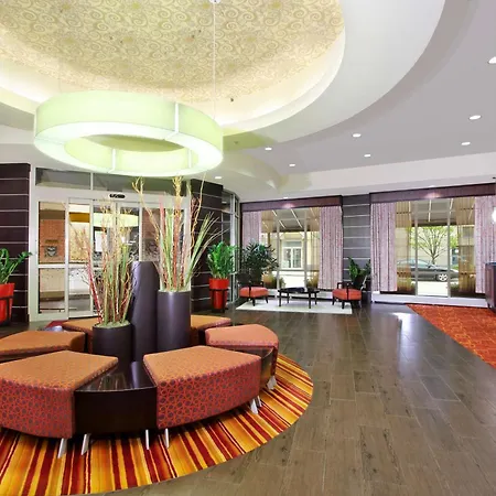 Hampton Inn & Suites Columbus-Downtown, Ohio-3
