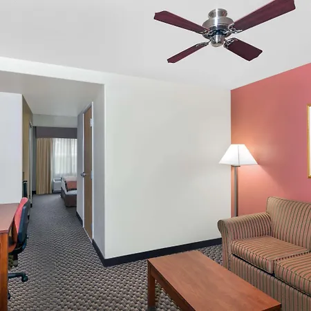 Hawthorn Suites By Wyndham-Oakland/Alameda-3