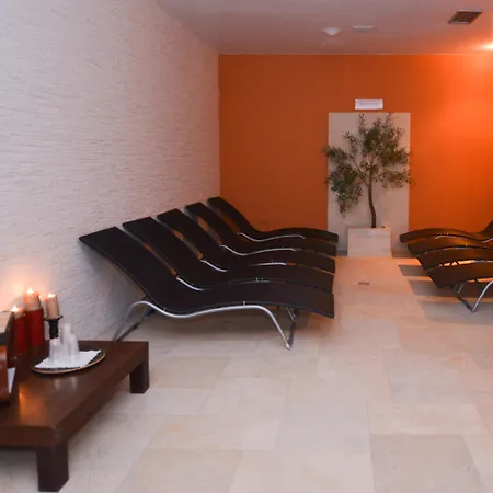 Family Hotel La Luna-3