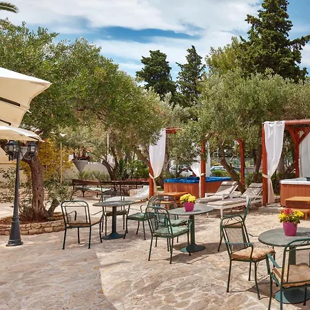 Hotel Villa Adriatica - Adults Only-3