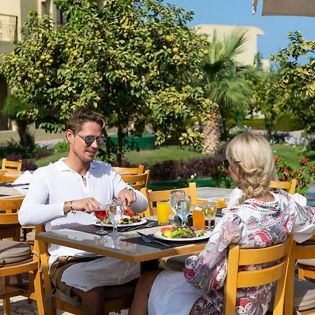 Three Corners Fayrouz Plaza Beach Resort-3