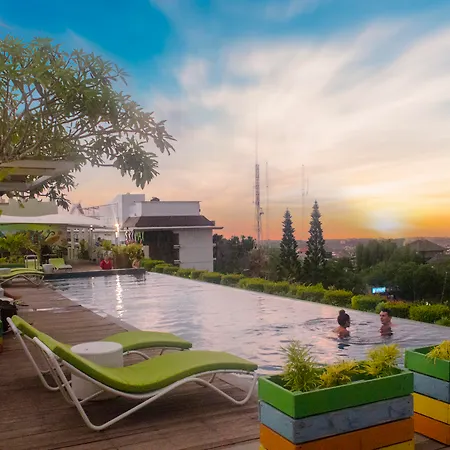 Maxonehotels At Bukit Jimbaran-3