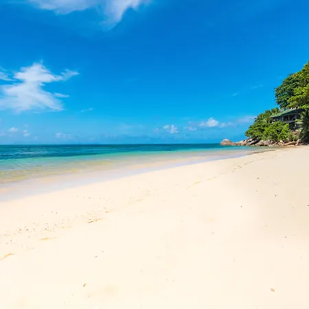 Coco de Mer Hotel&Black Parrot Suites-3
